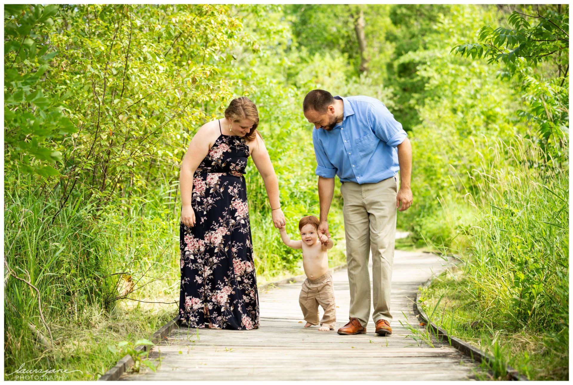 Kettle Moraine Family Portraits on Boardwalk in WI