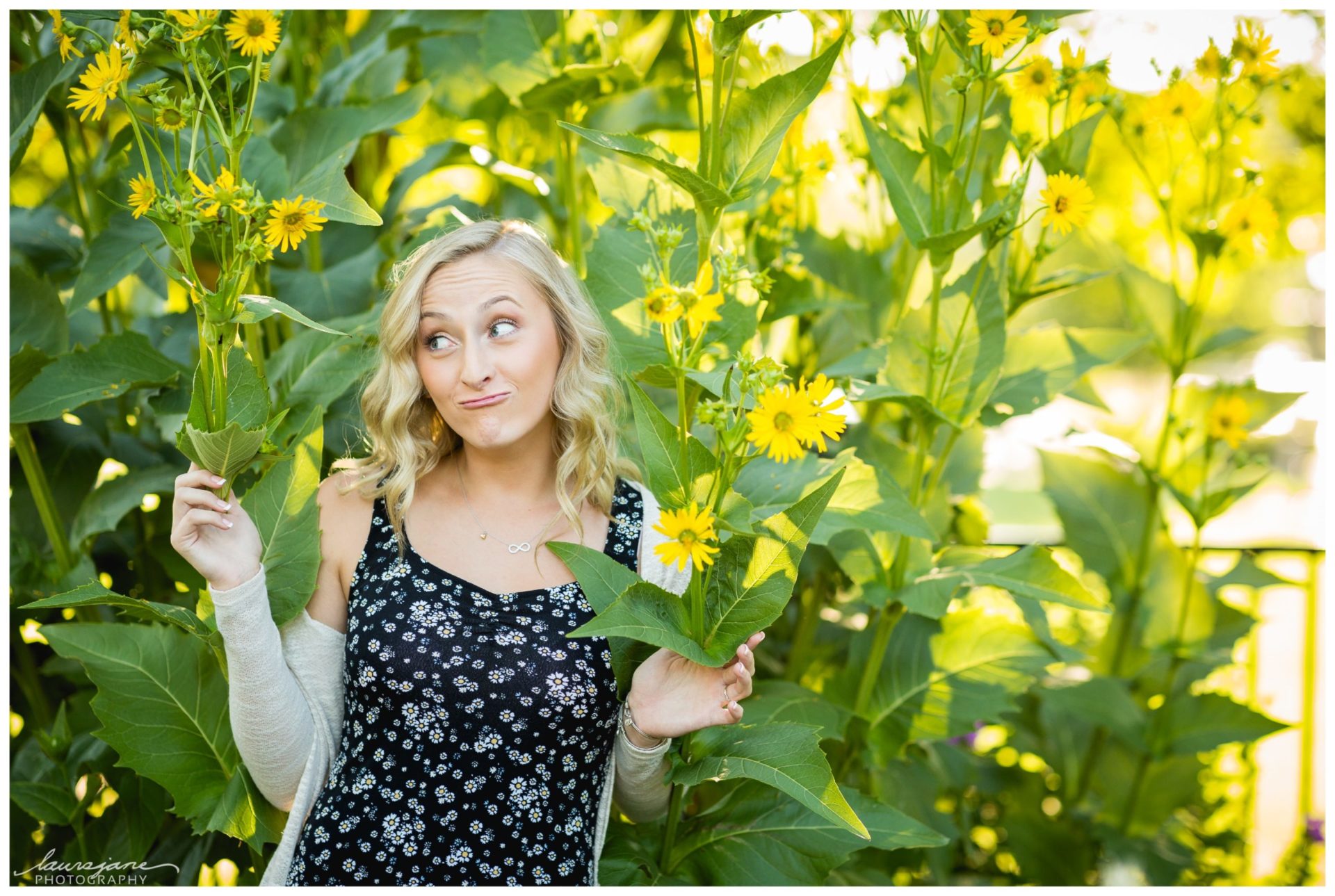 Quirky, fun senior portraits in Waukesha