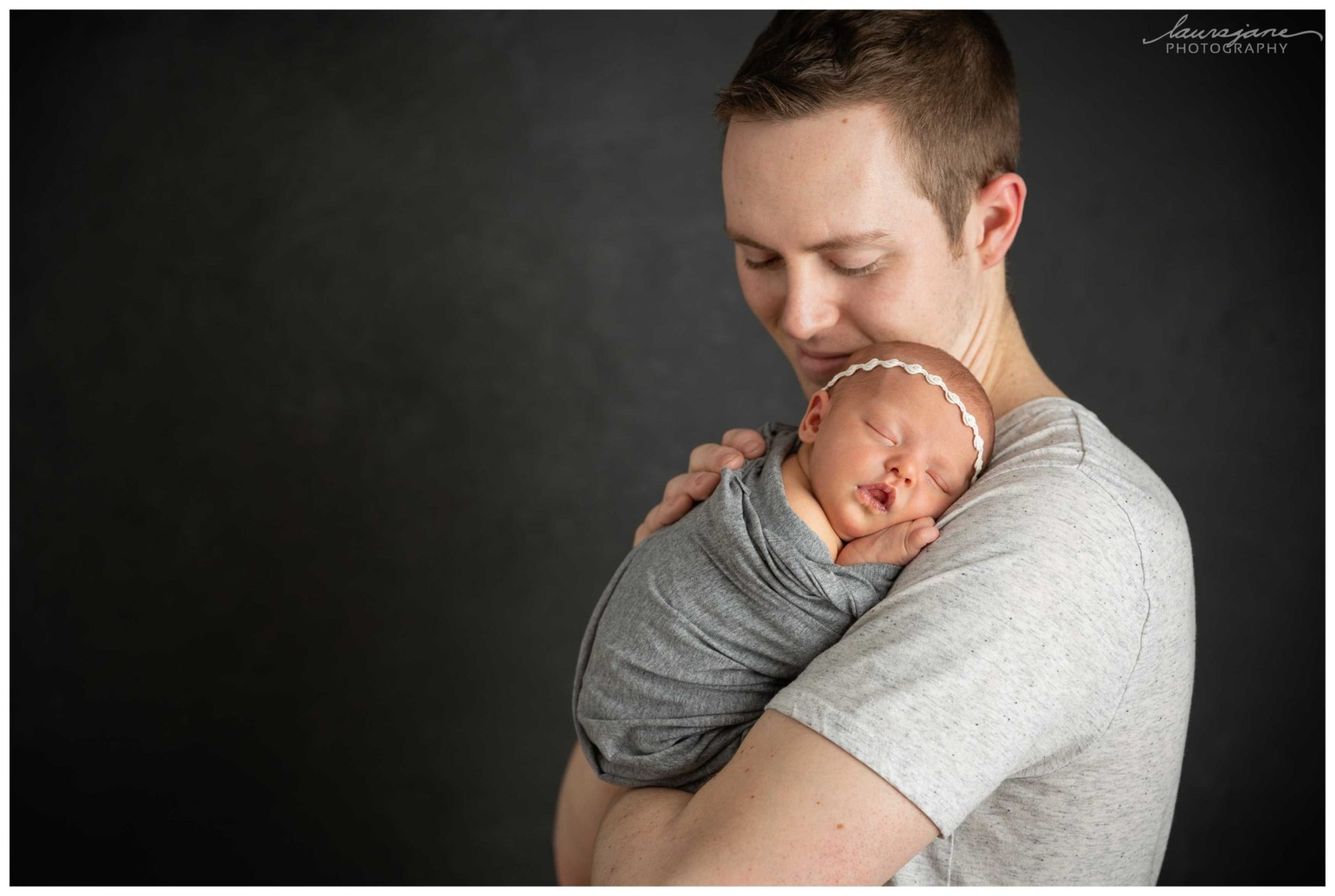 Delicate Newborn Portraits in Waukesha