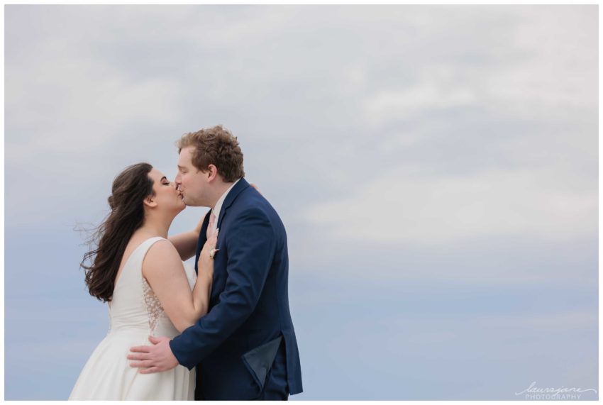 Art Museum Wedding Photos by Milwaukee Photographer