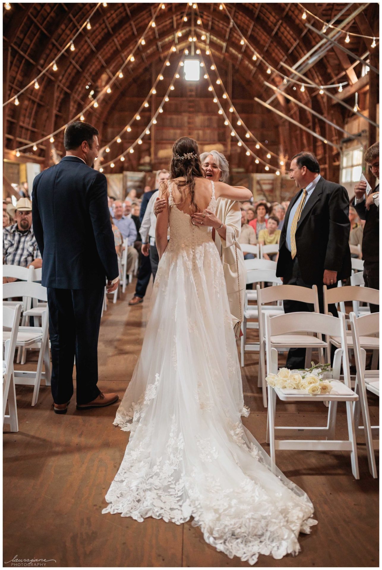 Hay Loft Barn Wedding Photos